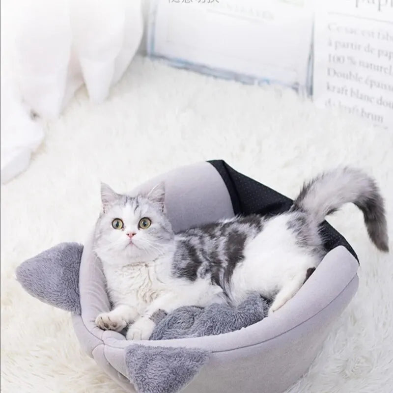 Cosy Cat Cave House