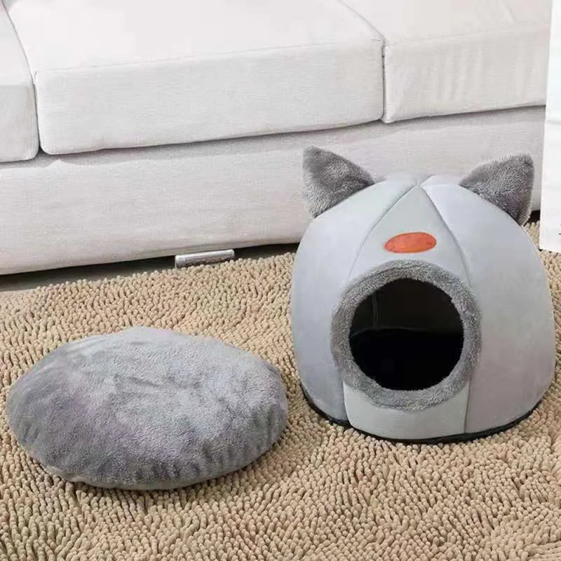Cosy Cat Cave House